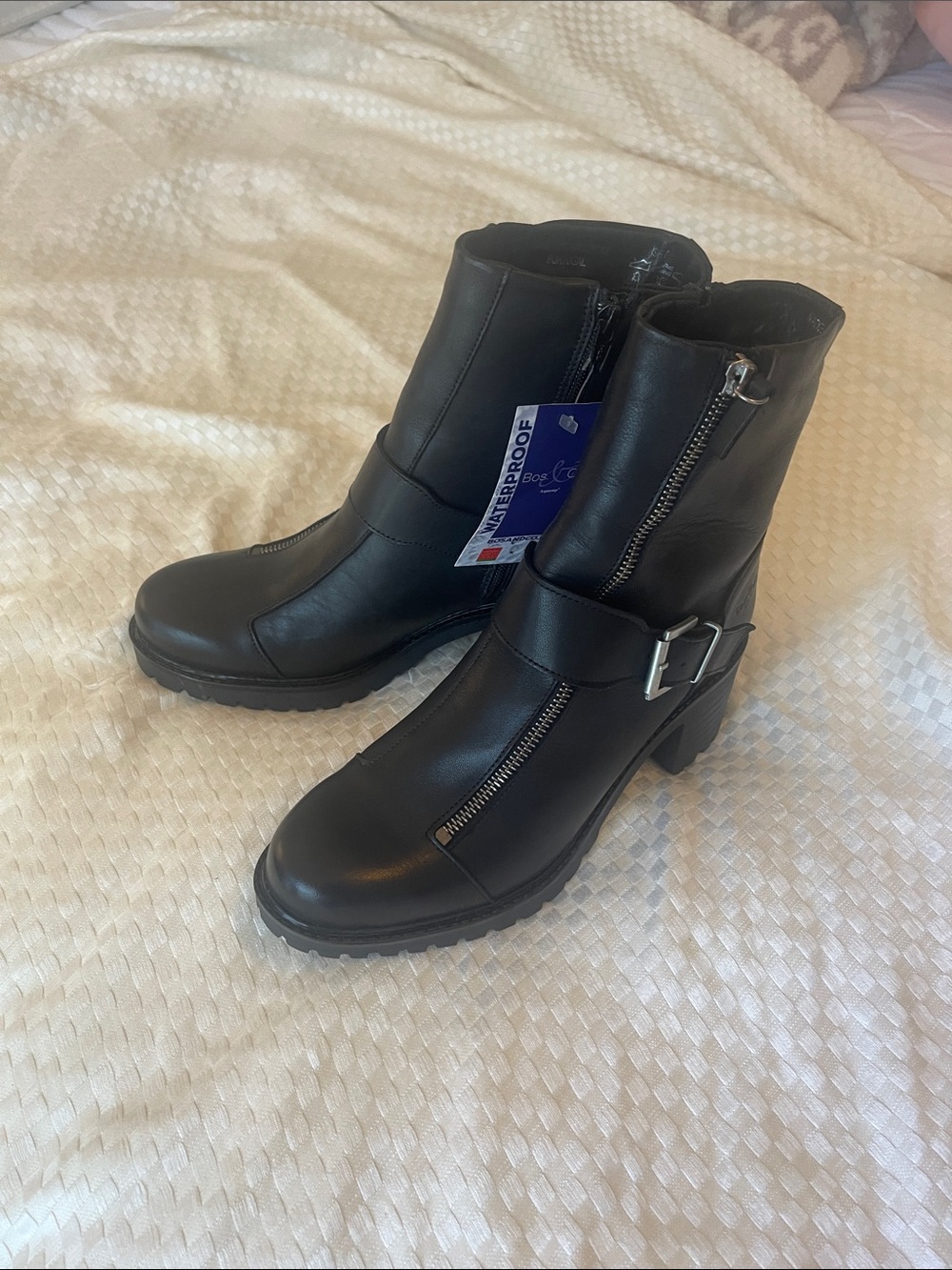 NWT WB. Bos & Co. Black Leather Mid-Calf Heeled Boots with Side Zipper